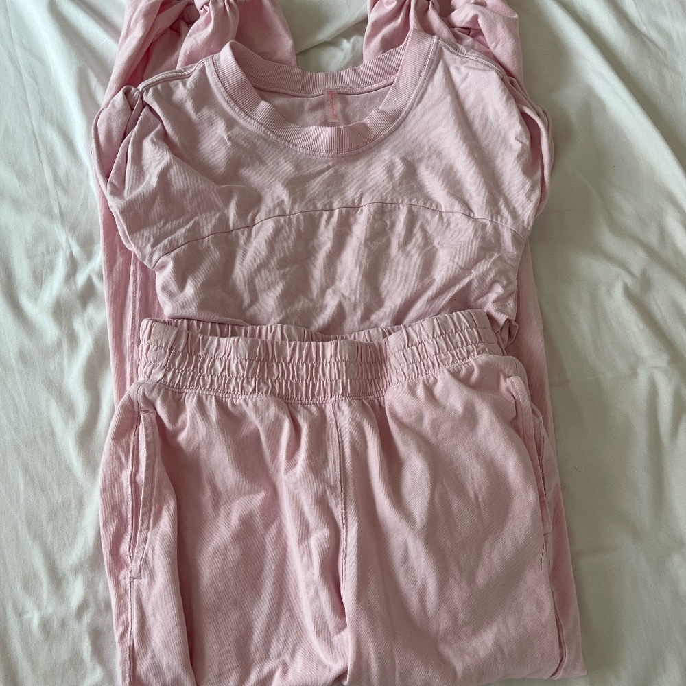 Pink Fuchsia Free People Movement Crossover Set (Never Worn)